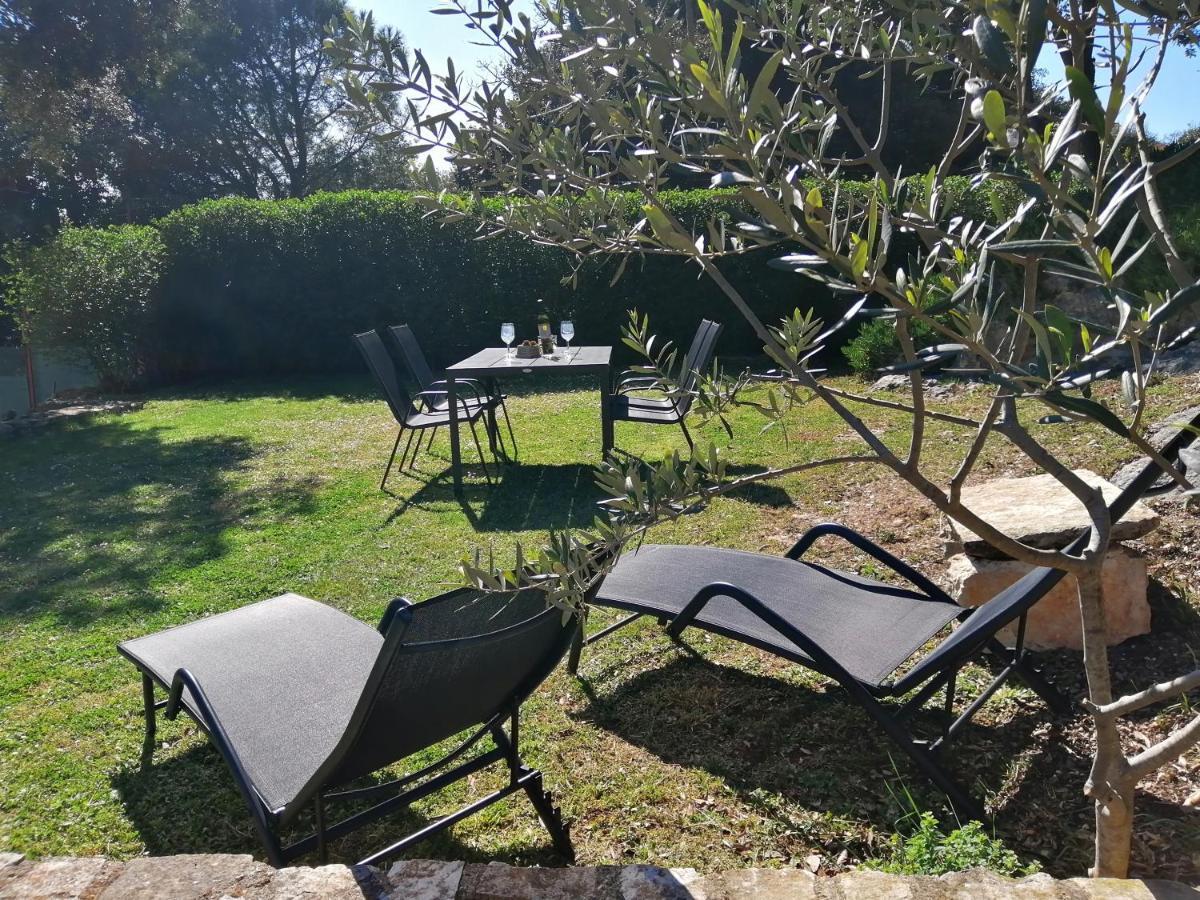 Garden Apartamento Pjescana Uvala Exterior foto