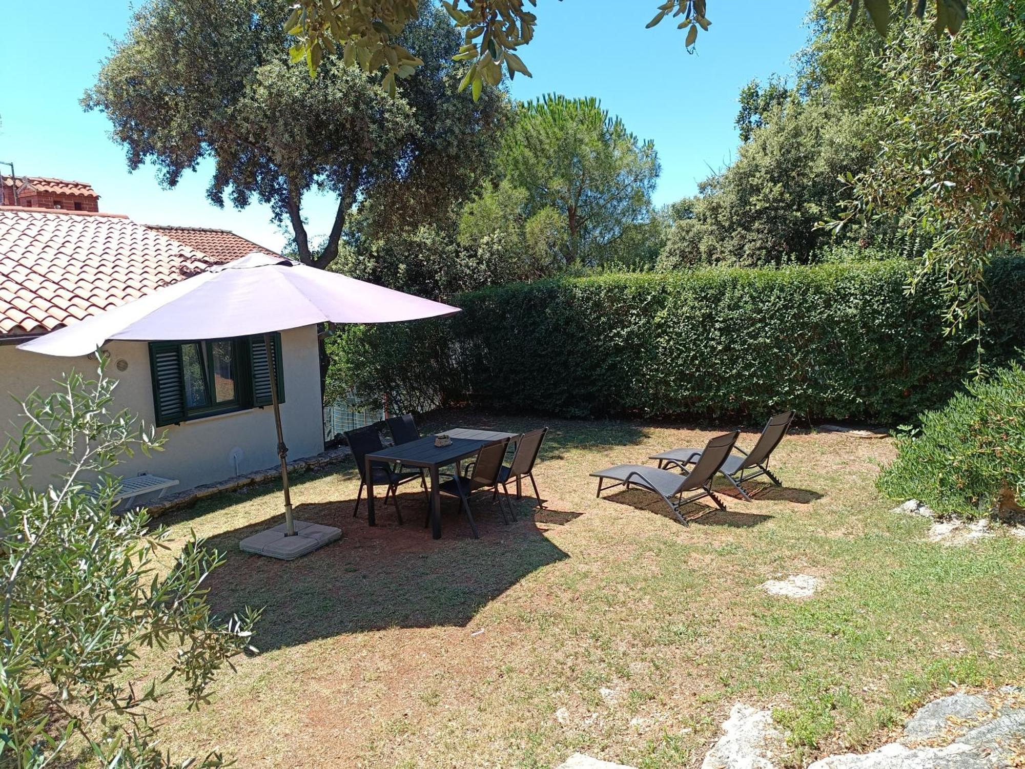 Garden Apartamento Pjescana Uvala Exterior foto