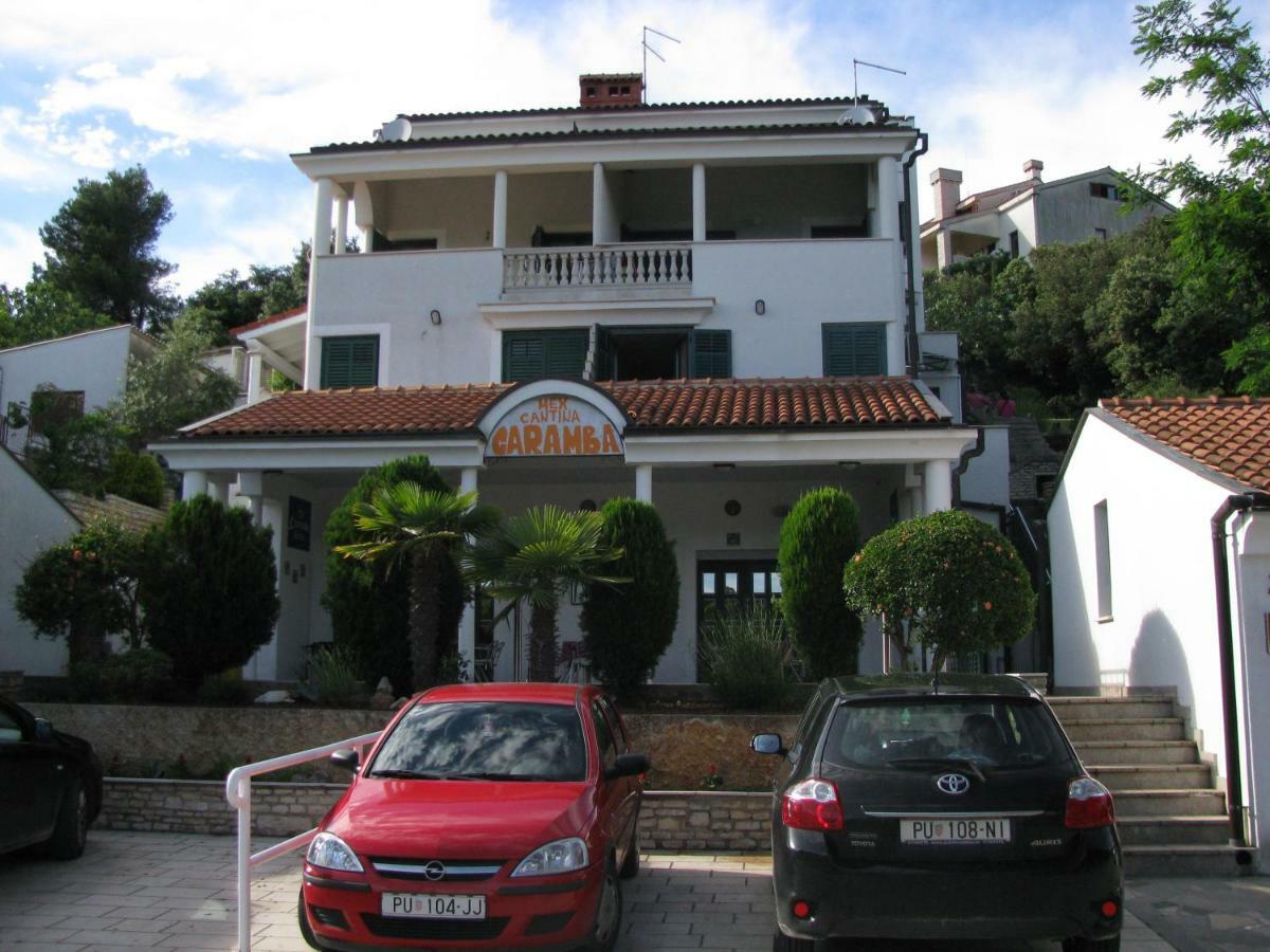 Garden Apartamento Pjescana Uvala Exterior foto