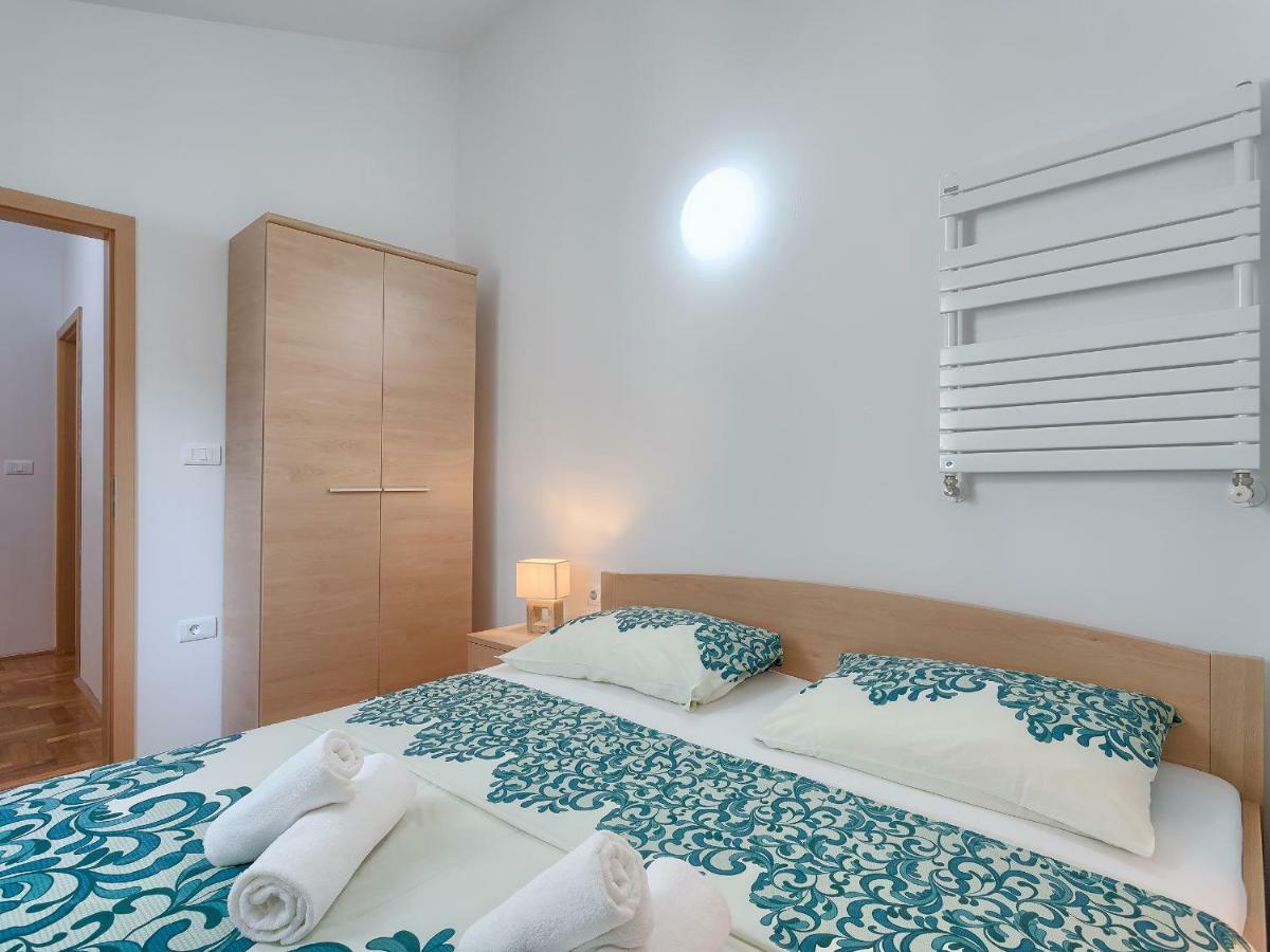 Garden Apartamento Pjescana Uvala Exterior foto