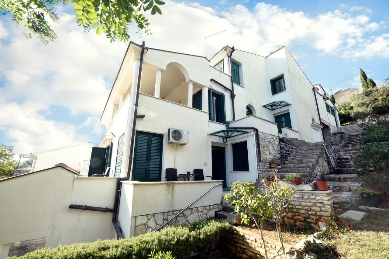 Garden Apartamento Pjescana Uvala Exterior foto